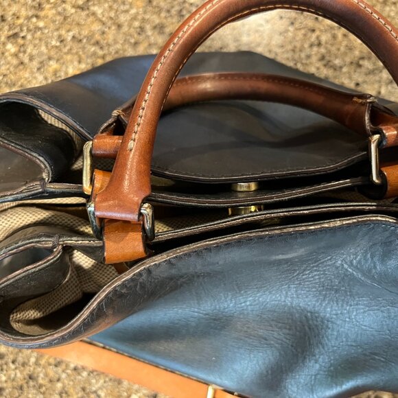 Dooney & Bourke Black pebble leather Saffiano Barlow bag - Picture 10 of 13